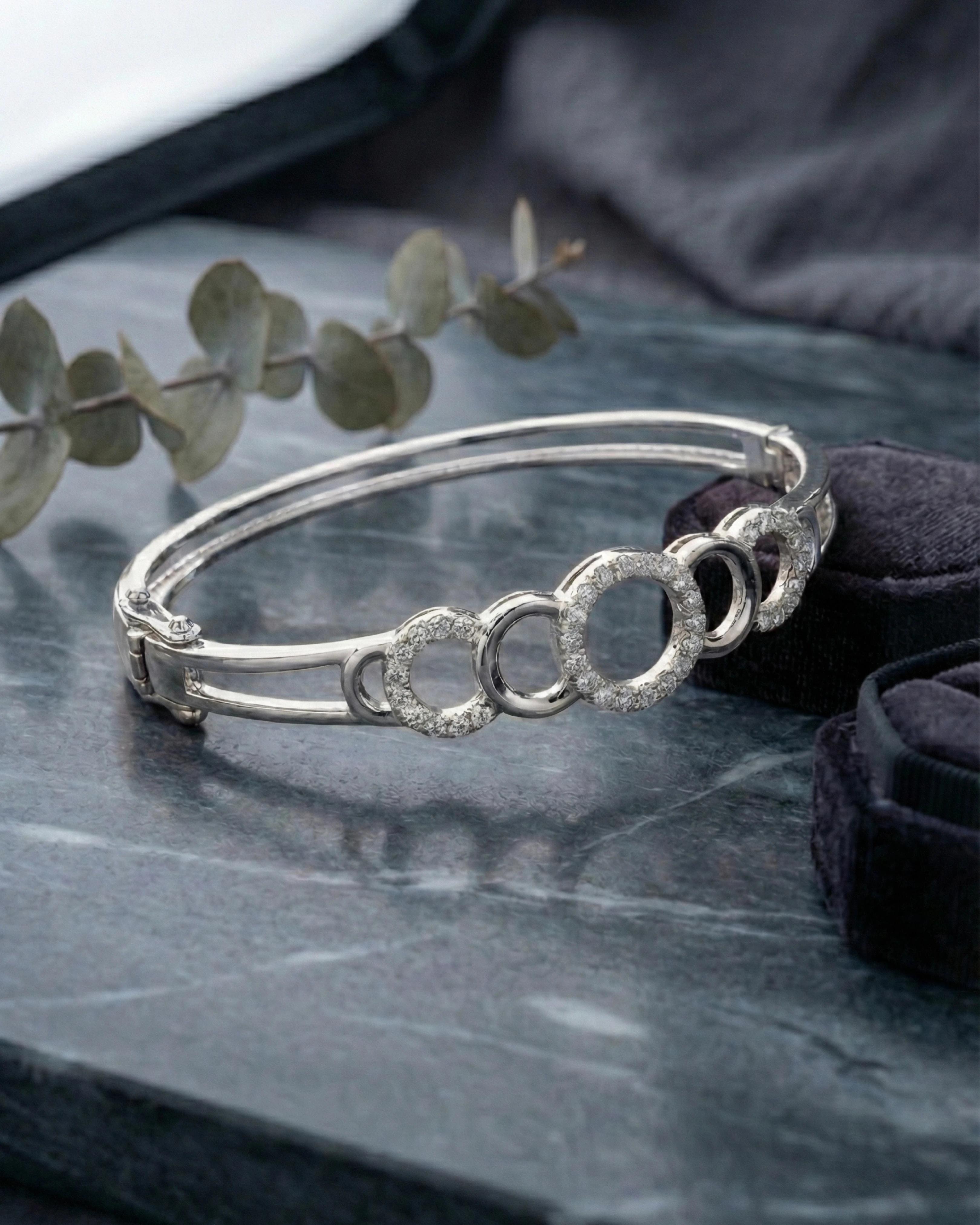 Infinity Aura Interlocking Circle Bangle – 925 Sterling Silver view 3