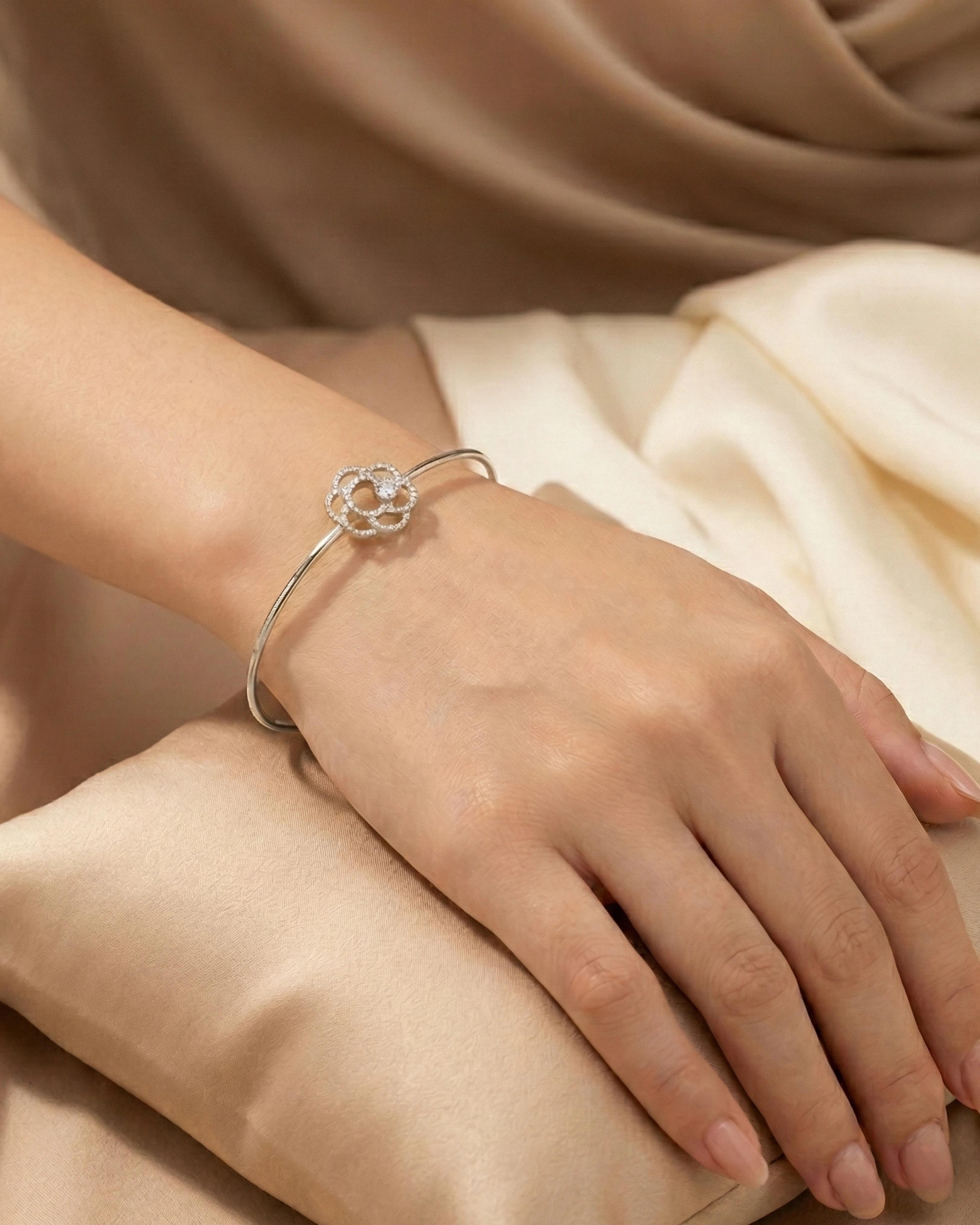Midnight Rose Filigree Bangle – 925 Sterling Silver - model